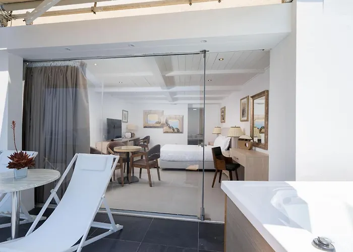 Kratiras View Luxury מלון 3*