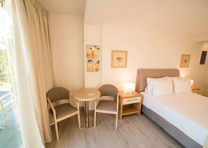 Kratiras View Luxury 3* סנטוריני