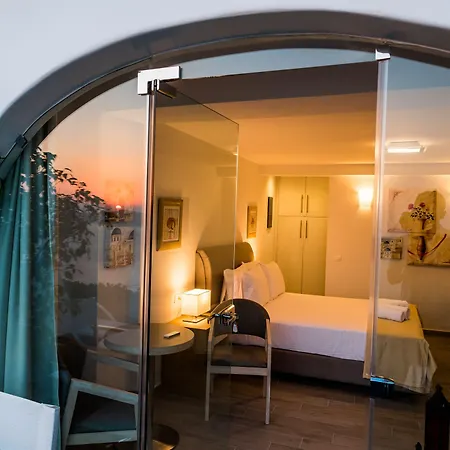 Отель Kratiras View Luxury Тира