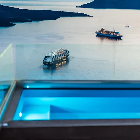 Kratiras View Luxury 3*