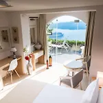 Kratiras View Luxury Hotel 3*