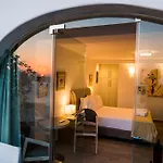 Hotel Kratiras View Luxury Fira (Santorini)