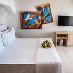 Kratiras View Luxury 3*