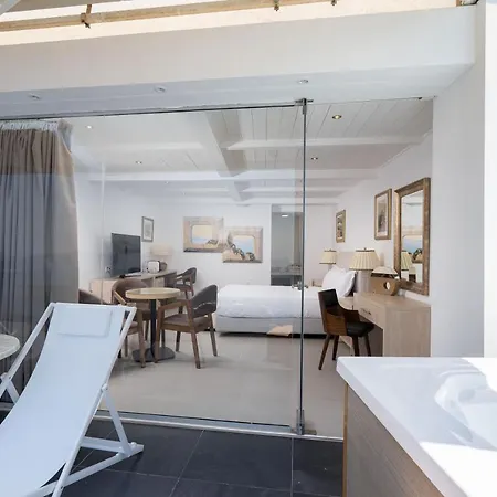 Kratiras View Luxury Ξενοδοχείο 3*