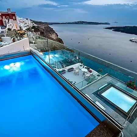 Kratiras View Luxury Hotel