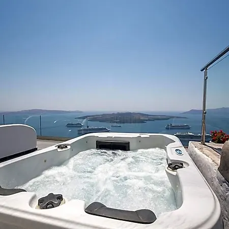 Kratiras View Luxury Hotel