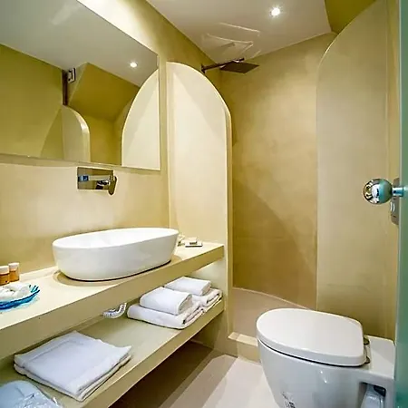 Kratiras View Luxury 3* Fira (Santorini)