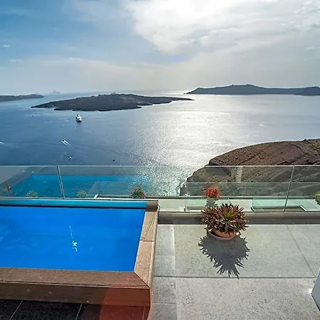 Kratiras View Luxury Hotel