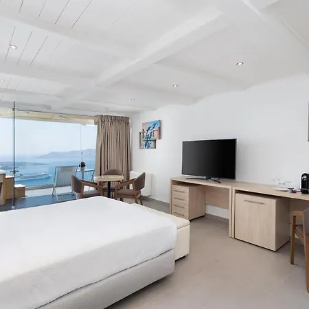 Kratiras View Luxury Φηρά
