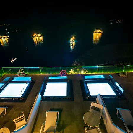Kratiras View Luxury 3*