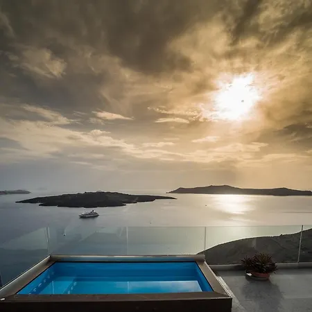 Kratiras View Luxury 3* Φηρά