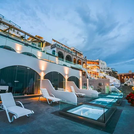 Kratiras View Luxury Hotel 3*