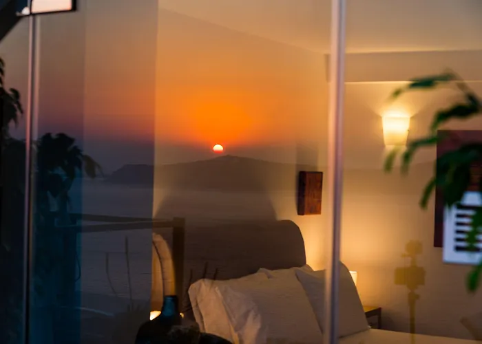 Kratiras View Luxury 3* Fíra