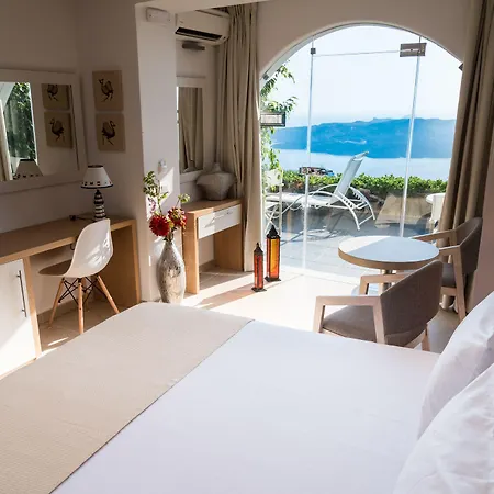 Kratiras View Luxury Hotel 3*