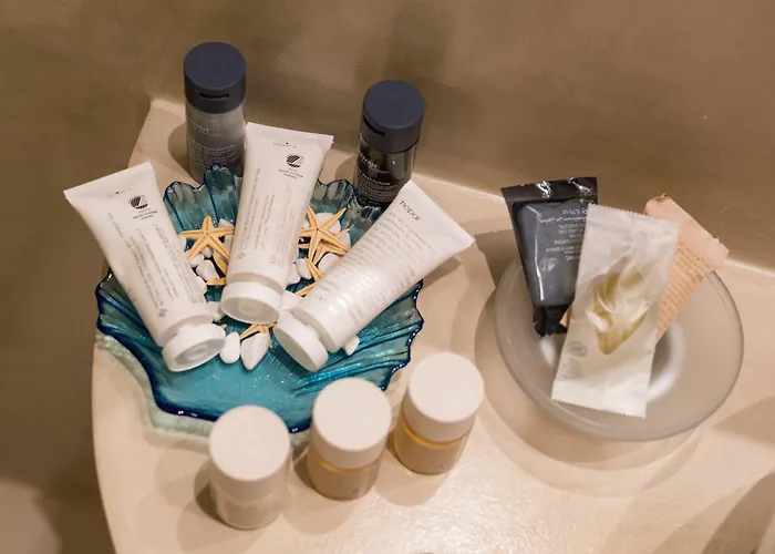 クラティラス ビュー ラグジュアリー スイーツ ホテル